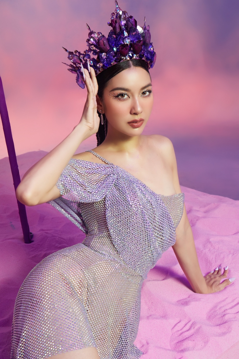 Thúy Vân trong MV đầu tay 'Trái tim yêu thương' Thúy Vân trong MV đầu tay 'Trái tim yêu thương'