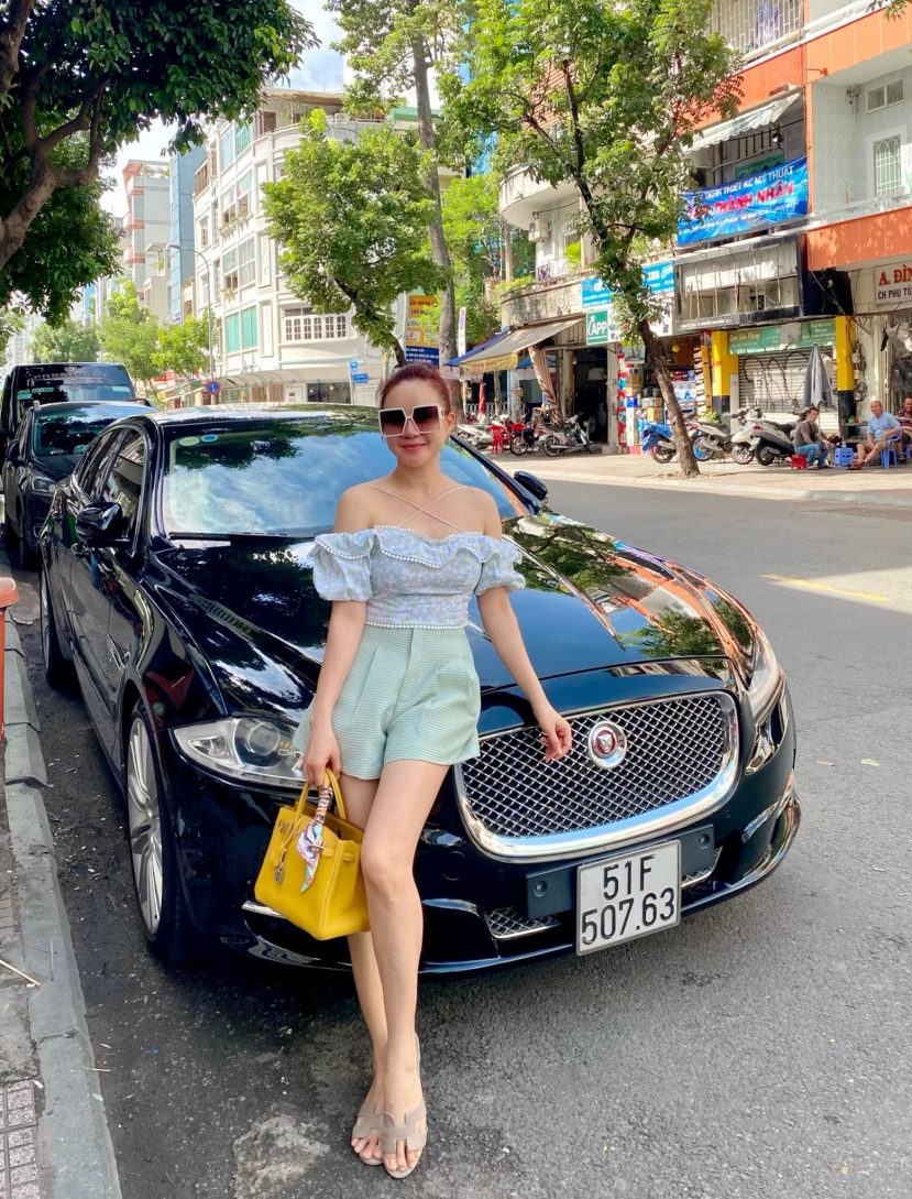 Việc kết hợp thể dục và 'nuông chiều' làn da được xem là chìa khóa vàng để Vy Oanh sở hữu 'chiến tích' là visual như 'cắn nhầm đào tiền' Việc kết hợp thể dục và 'nuông chiều' làn da được xem là chìa khóa vàng để Vy Oanh sở hữu 'chiến tích' là visual như 'cắn nhầm đào tiền'