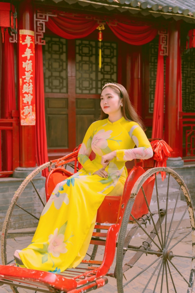 Lùm xùm xoay quanh việc nữ ca sĩ Thiện Nhân cắt đứt liên lạc với gia đình đang được cộng đồng mạng vô cùng quan tâm Lùm xùm xoay quanh việc nữ ca sĩ Thiện Nhân cắt đứt liên lạc với gia đình đang được cộng đồng mạng vô cùng quan tâm