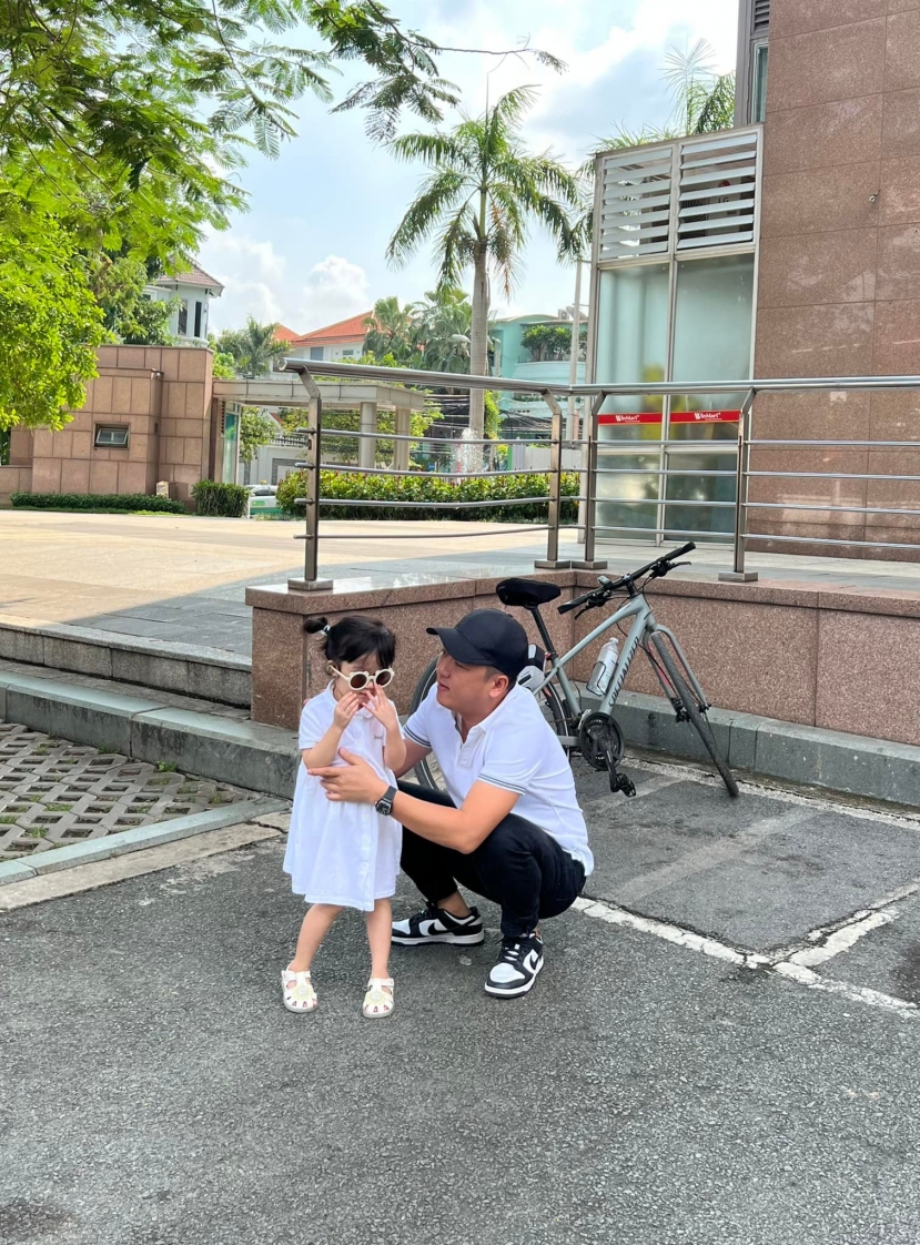 Nhã Phương đăng ảnh sống ảo vô tình để lộ 'số phận' Trường Giang, CDM cảm thán: Không như mơ! Nhã Phương đăng ảnh sống ảo vô tình để lộ 'số phận' Trường Giang, CDM cảm thán: Không như mơ!