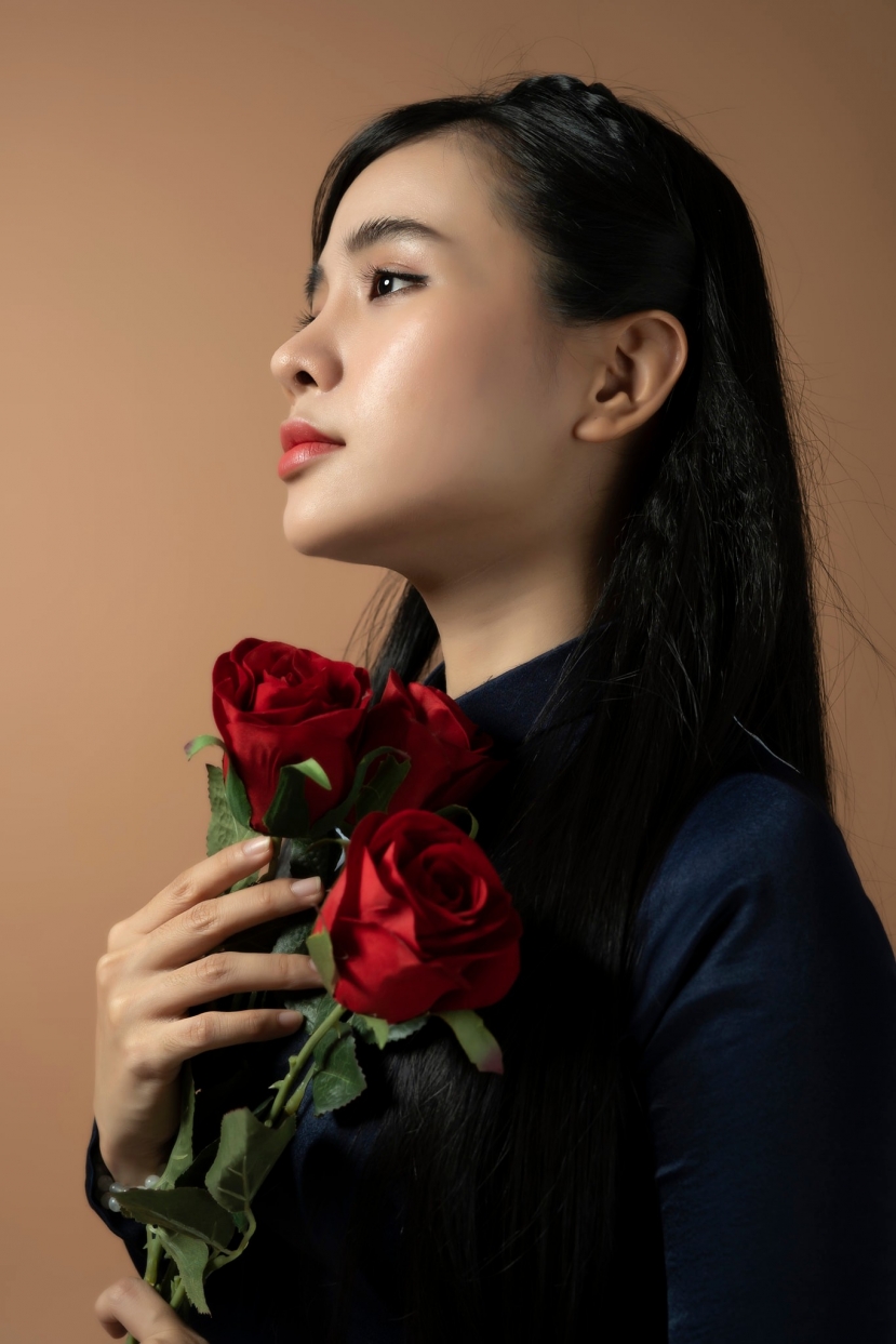 Con nuôi Phi Nhung khẳng định: 'Mẹ có thể thay thế bất kỳ ai. Nhưng không ai thay thế được Mẹ!' Con nuôi Phi Nhung khẳng định: 'Mẹ có thể thay thế bất kỳ ai. Nhưng không ai thay thế được Mẹ!'