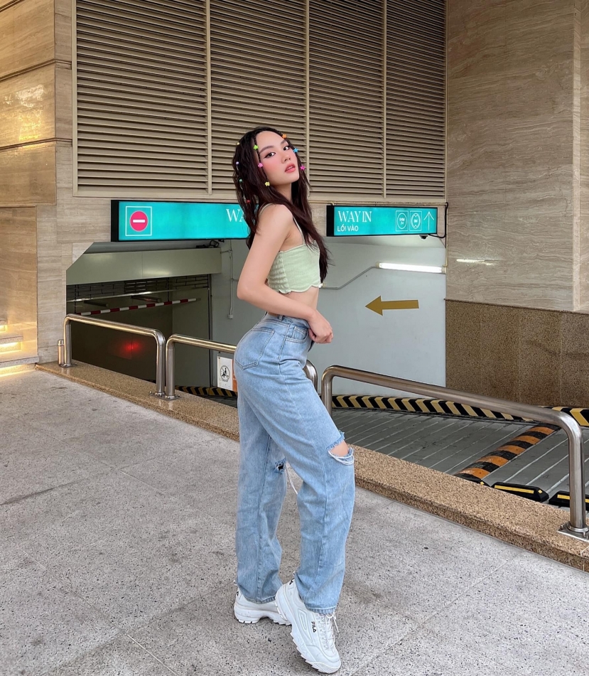 Chi tiết về Huỳnh Nguyễn Mai Phương - tân Miss World Việt Nam 2022: Học vấn khủng, 'bóc' nhan sắc thường mà ai cũng choáng - Ảnh 2 Chi tiết về Huỳnh Nguyễn Mai Phương - tân Miss World Việt Nam 2022: Học vấn khủng, 'bóc' nhan sắc thường mà ai cũng choáng - Ảnh 2