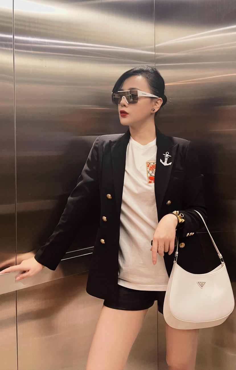 Phương Oanh đổi đời sướng như 'địa chủ' Phương Oanh đổi đời sướng như 'địa chủ'
