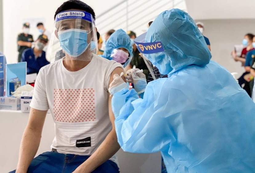 Tỷ lệ tiêm vaccine cho các nhóm đối tượng đã tăng, tuy nhiên, tại nhiều địa phương, tiến độ tiêm chủng còn chậm Tỷ lệ tiêm vaccine cho các nhóm đối tượng đã tăng, tuy nhiên, tại nhiều địa phương, tiến độ tiêm chủng còn chậm