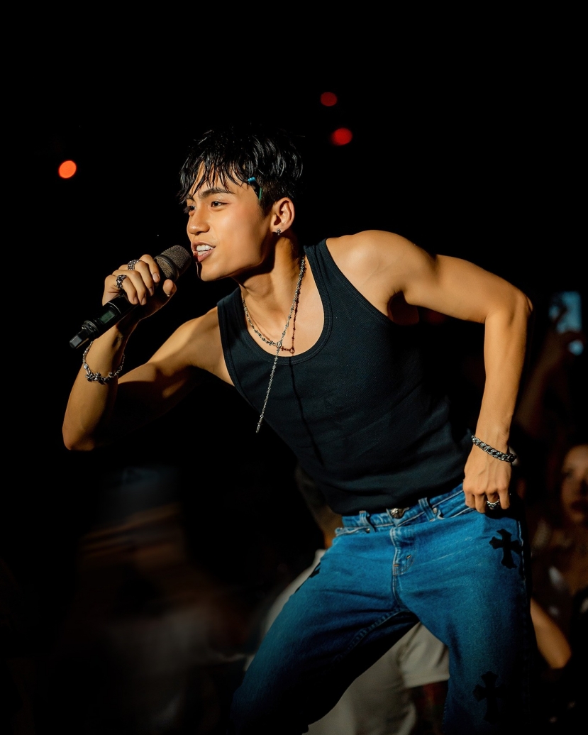 MONO - em trai Sơn Tùng M-TP và lần đầu debut gây nhiều tranh cãi MONO - em trai Sơn Tùng M-TP và lần đầu debut gây nhiều tranh cãi