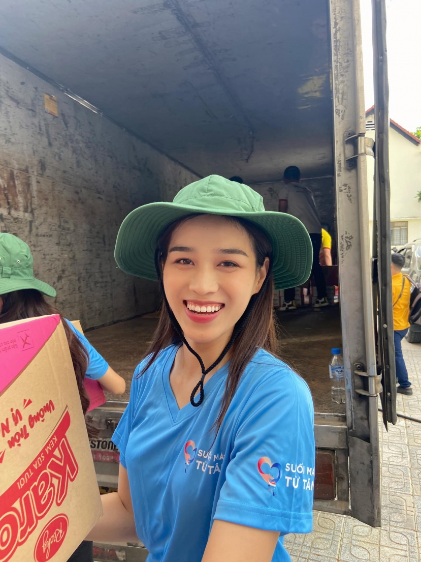 ... là một Đỗ Thị Hà tích cực lan tỏa sự tử tế cho đời ... là một Đỗ Thị Hà tích cực lan tỏa sự tử tế cho đời
