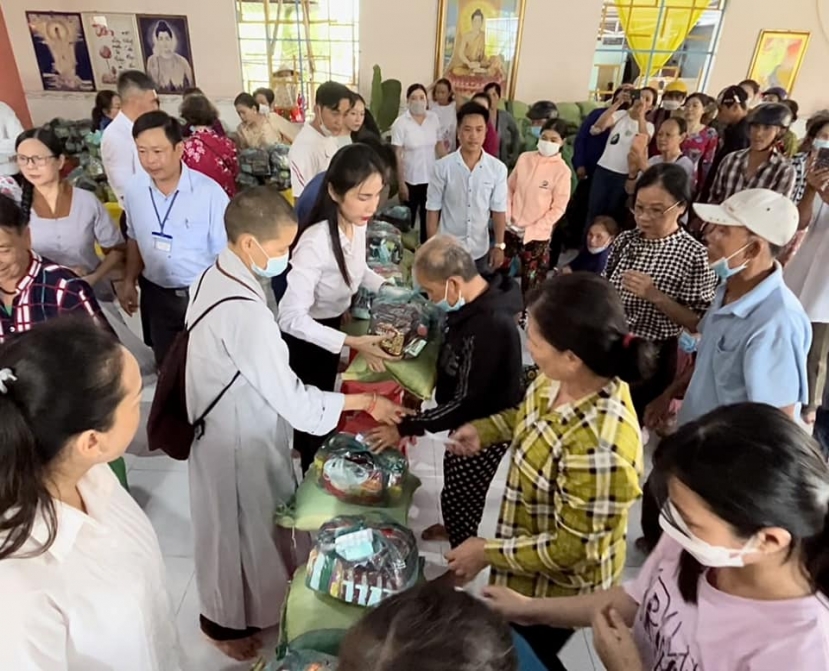 Thủy Tiên và hành trình vực dậy khỏi ồn ào, 'cô tiên' đã thực sự trở về trong lòng công chúng? - Ảnh 2 Thủy Tiên và hành trình vực dậy khỏi ồn ào, 'cô tiên' đã thực sự trở về trong lòng công chúng? - Ảnh 2