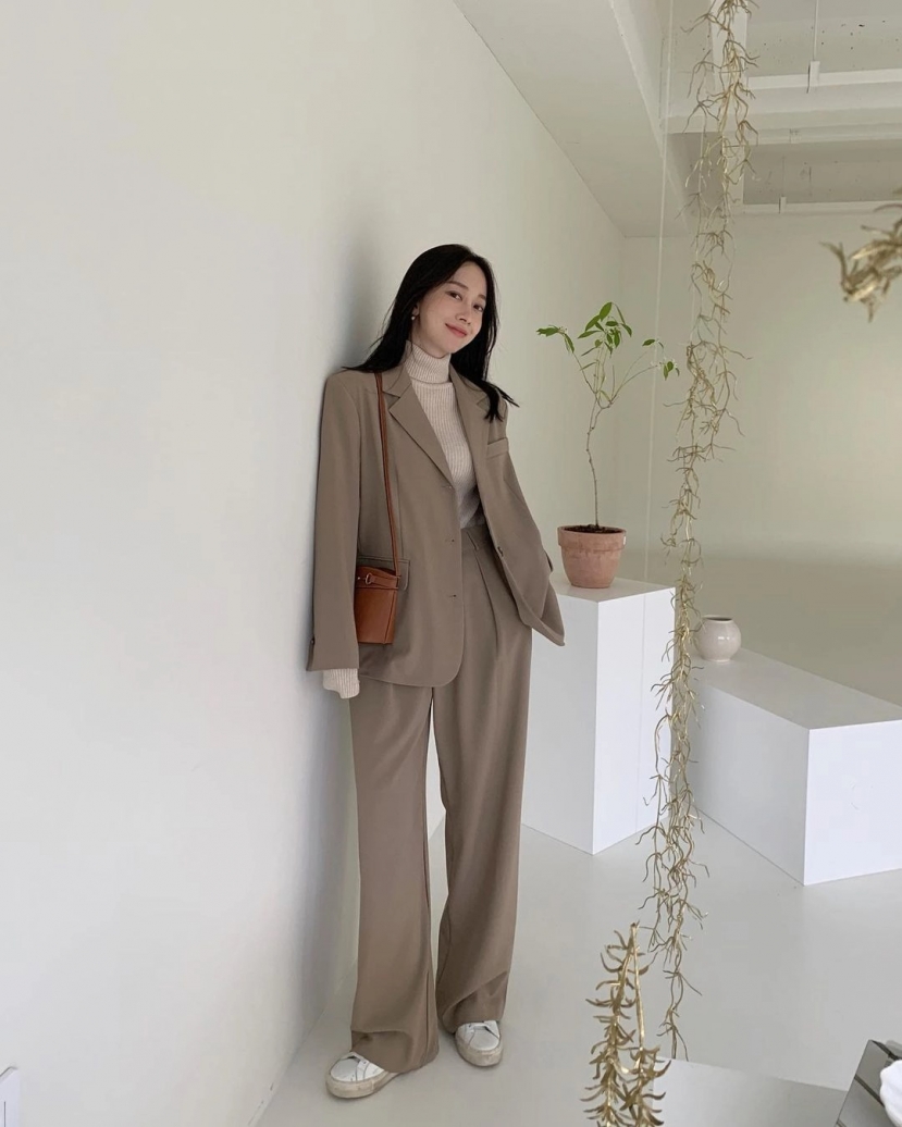Blazer được các fashionista Châu Á lăng xê suốt 4 mùa Blazer được các fashionista Châu Á lăng xê suốt 4 mùa
