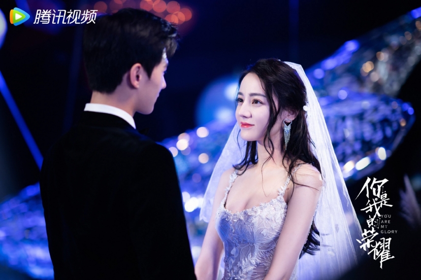 Dương Dương và Địch Lệ Nhiệt Ba tái hợp Dương Dương và Địch Lệ Nhiệt Ba tái hợp