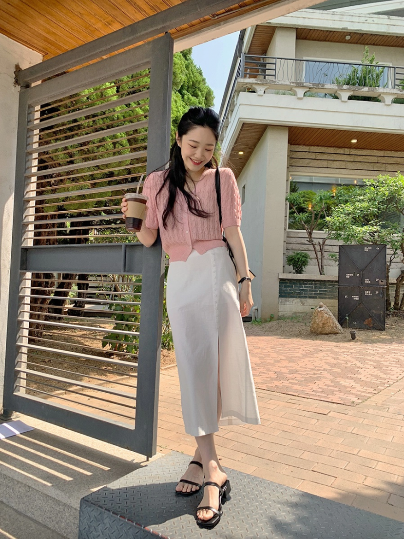 Dép bệt là một trong item thời trang có tính ứng dụng cao nhất Dép bệt là một trong item thời trang có tính ứng dụng cao nhất