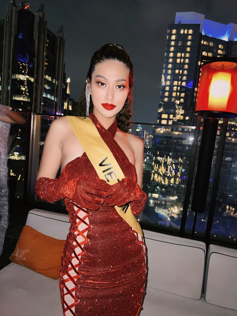 Hành trình 'đem chuông đi đánh xứ người' của Thiên Ân tại Miss Grand International nhận được sự quan tâm của công chúng Hành trình 'đem chuông đi đánh xứ người' của Thiên Ân tại Miss Grand International nhận được sự quan tâm của công chúng