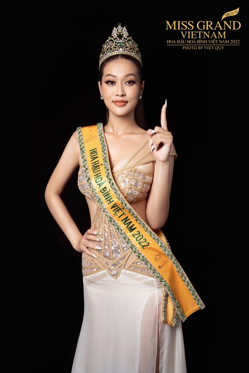 Đoàn Thiên Ân được cử 'đem chuông đi đánh xứ người' tại Miss Grand International 2022 chỉ chưa đầy 1 tuần đăng quang Đoàn Thiên Ân được cử 'đem chuông đi đánh xứ người' tại Miss Grand International 2022 chỉ chưa đầy 1 tuần đăng quang