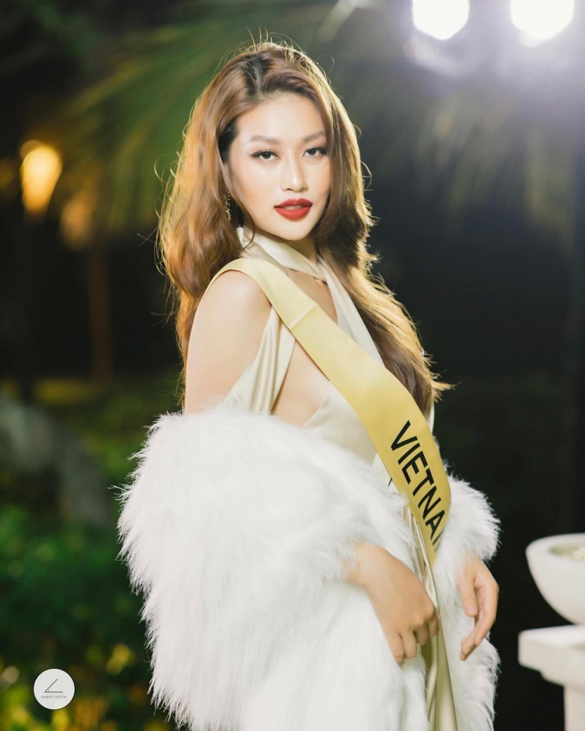 Thiên Ân là thí sinh được nhà sáng lập kiêm chủ tịch Miss Grand International là ông Nawat yêu thích. Ảnh: FBNV Thiên Ân là thí sinh được nhà sáng lập kiêm chủ tịch Miss Grand International là ông Nawat yêu thích. Ảnh: FBNV