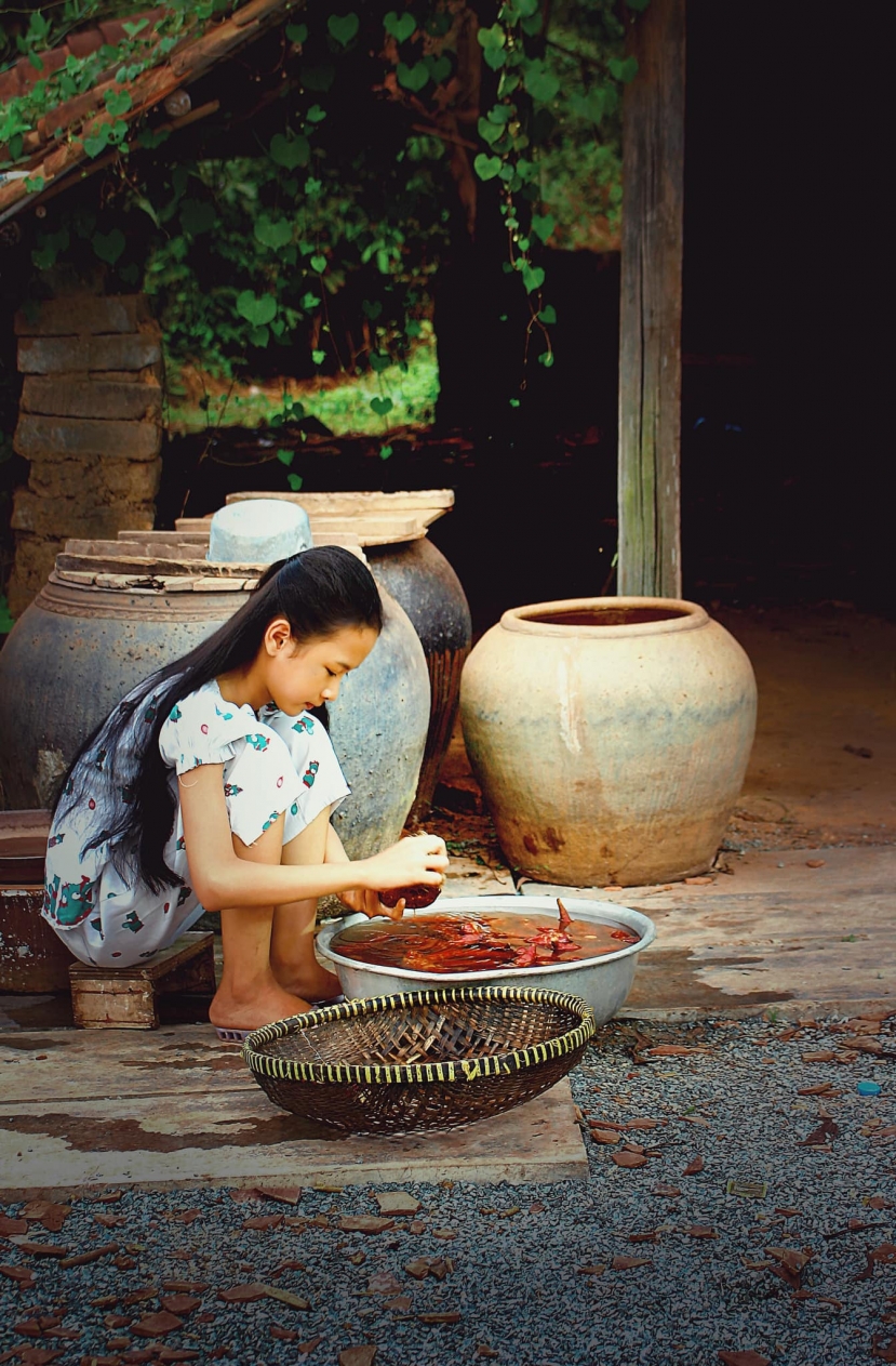 Angela Phương Trinh sau bao năm vắng bóng: Có con nuôi xinh như thiên thần, body nóng bỏng trường tồn - Ảnh 1 Angela Phương Trinh sau bao năm vắng bóng: Có con nuôi xinh như thiên thần, body nóng bỏng trường tồn - Ảnh 1