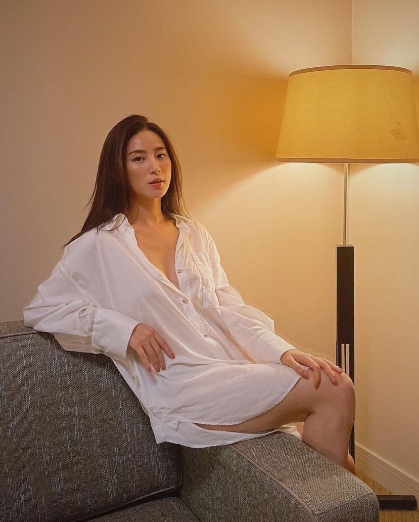 Miss Audition Ngọc Anh được dân tình hài hước cho rằng bị 'thời gian bỏ quên' do nhan sắc bền bỉ theo năm tháng Miss Audition Ngọc Anh được dân tình hài hước cho rằng bị 'thời gian bỏ quên' do nhan sắc bền bỉ theo năm tháng