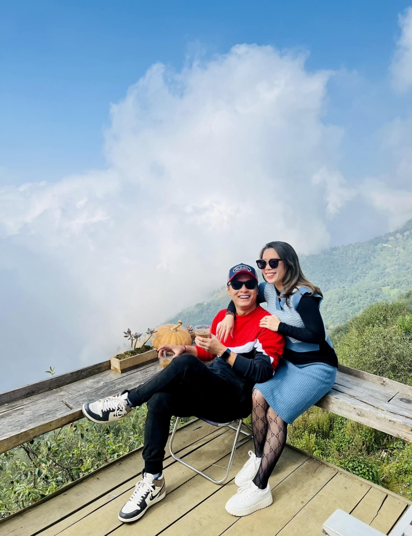 Hồ Hoài Anh - Hồng Đăng sau ồn ào trời Tây: Lần lượt lộ diện nhưng vẫn chưa thể làm điều này - Ảnh 1 Hồ Hoài Anh - Hồng Đăng sau ồn ào trời Tây: Lần lượt lộ diện nhưng vẫn chưa thể làm điều này - Ảnh 1