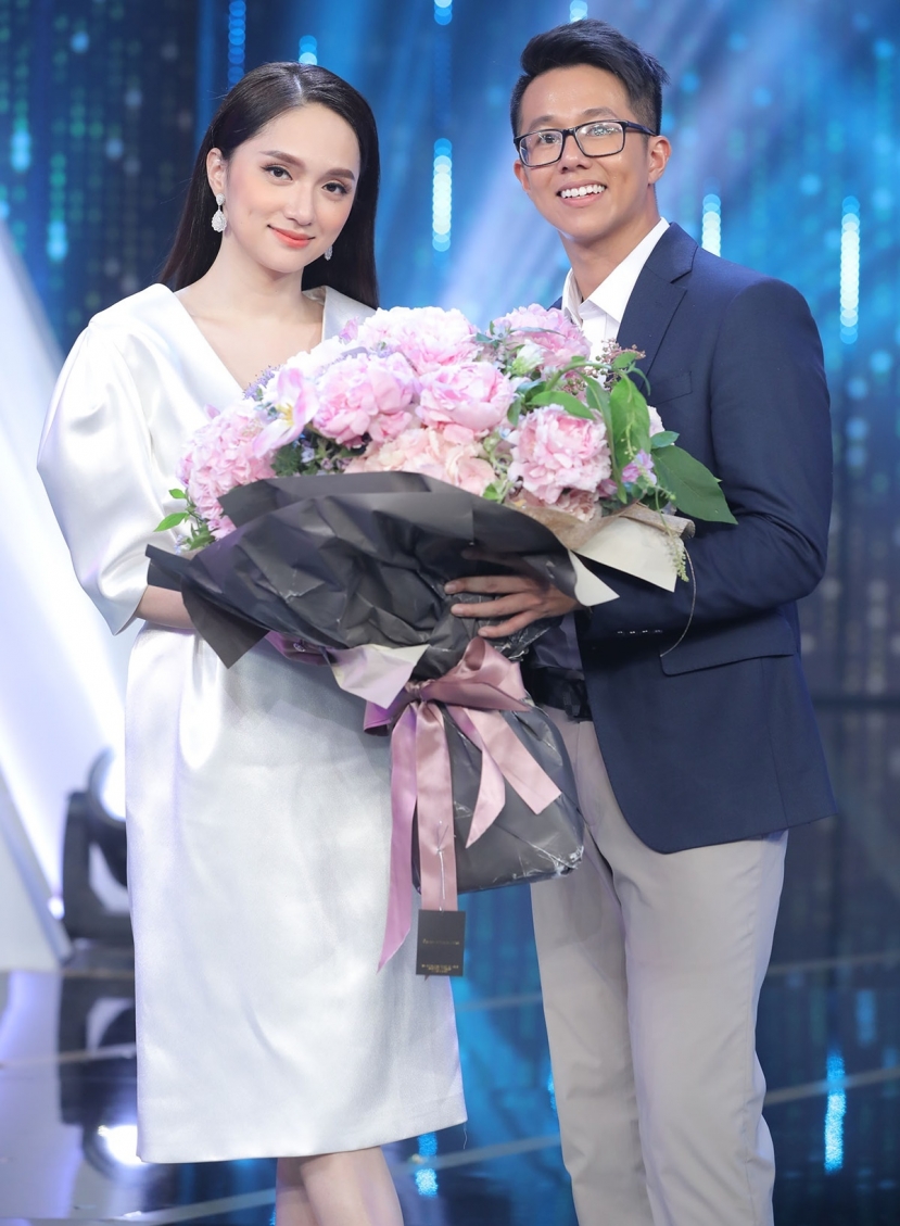 Hương Giang xác nhận chia tay Matt Liu sau 2 năm hẹn hò khiến người hâm mộ tiếc nuối Hương Giang xác nhận chia tay Matt Liu sau 2 năm hẹn hò khiến người hâm mộ tiếc nuối