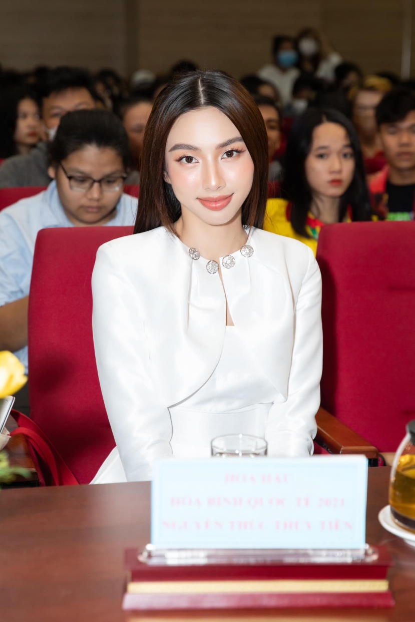 Thùy Tiên là nàng hậu nhận được nhiều tình cảm của công chúng. Ảnh: Internet Thùy Tiên là nàng hậu nhận được nhiều tình cảm của công chúng. Ảnh: Internet