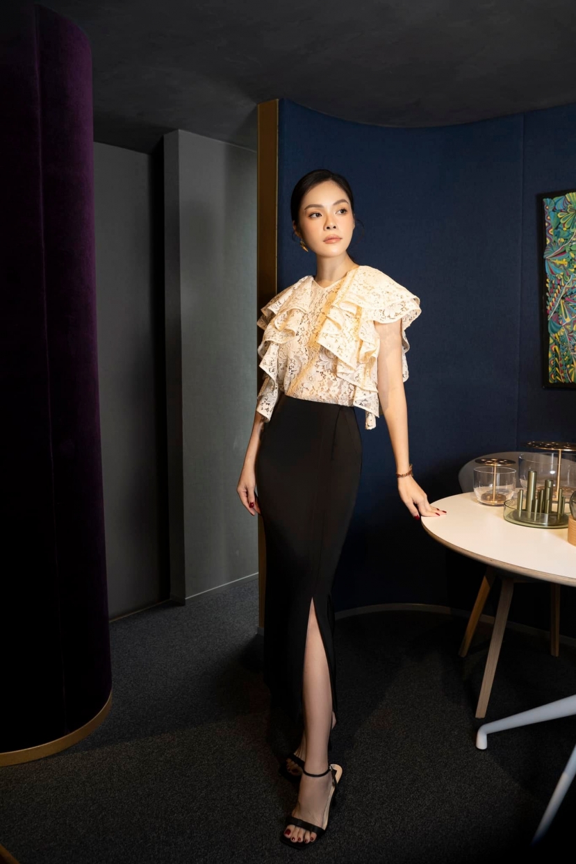 Trước khi vướng ồn ào tiền nong, Dương Cẩm Lynh có cuộc sống sang chảnh. Ảnh: FB Dương Cẩm Lynh Trước khi vướng ồn ào tiền nong, Dương Cẩm Lynh có cuộc sống sang chảnh. Ảnh: FB Dương Cẩm Lynh