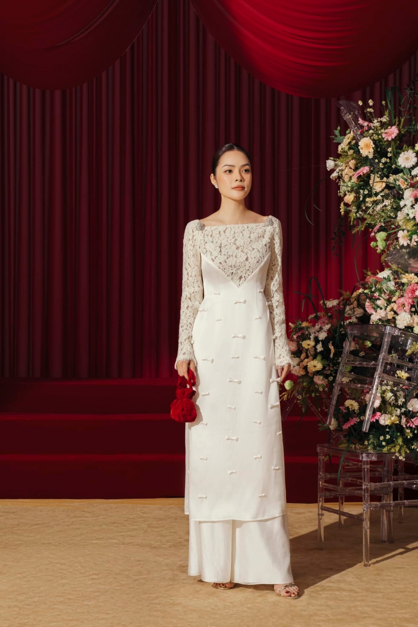 Dương Cẩm Lynh từng có cuộc sống sang chảnh trước khi vướng vào ồn ào nợ nần Dương Cẩm Lynh từng có cuộc sống sang chảnh trước khi vướng vào ồn ào nợ nần
