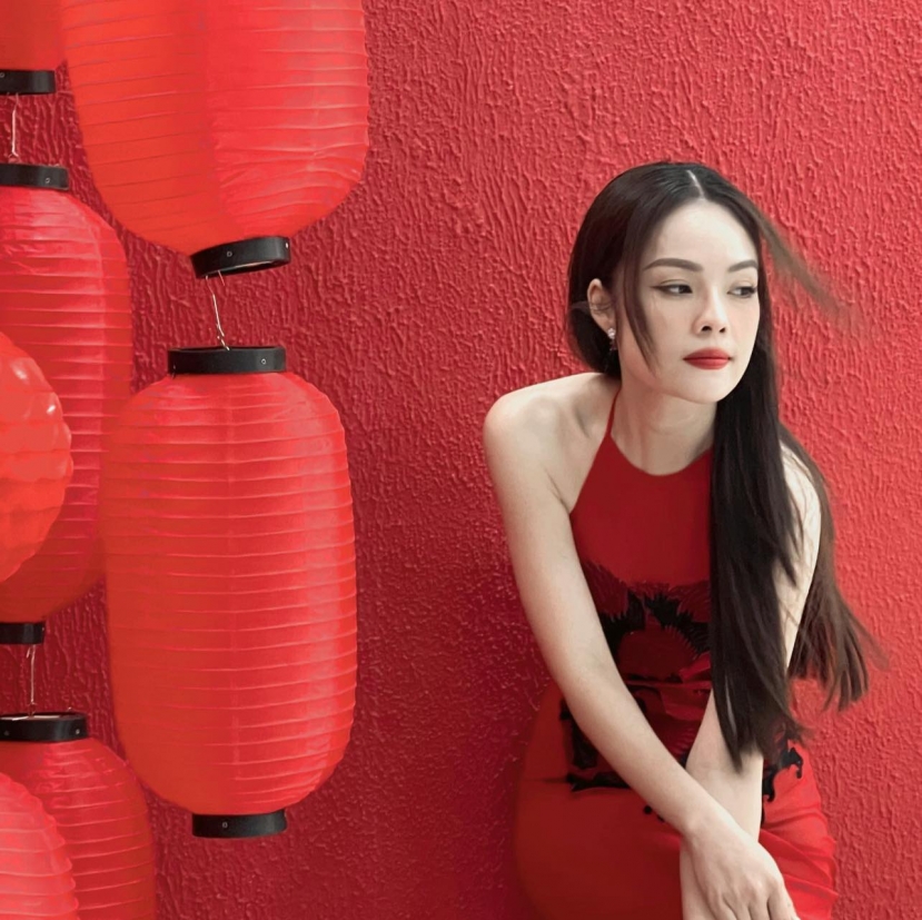 Dương Cẩm Lynh trả xong nợ trăm triệu chỉ trong 7 ngày Dương Cẩm Lynh trả xong nợ trăm triệu chỉ trong 7 ngày