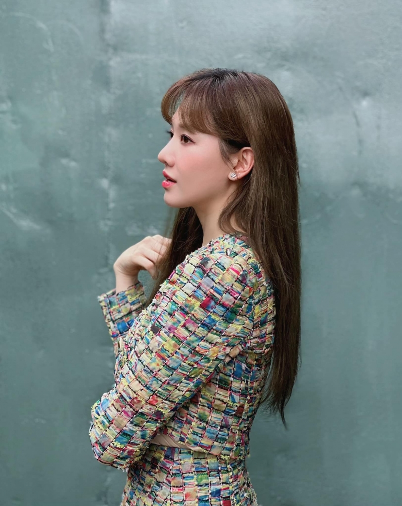 Hari Won hạnh phúc khi có chồng luôn đồng hành trong cuộc sống lẫn công việc. Hari Won hạnh phúc khi có chồng luôn đồng hành trong cuộc sống lẫn công việc.