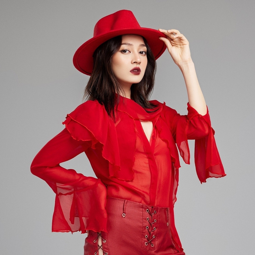 Bảo Anh chỉ yêu một người làm cho cô vui mỗi ngày. Ảnh: Facebook Bảo Anh Bảo Anh chỉ yêu một người làm cho cô vui mỗi ngày. Ảnh: Facebook Bảo Anh