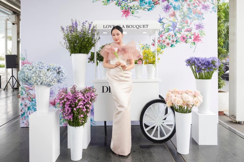 Giảm số cân khủng, diện mạo hiện tại của Angela Phương Trinh 'đốn tim' bao chàng - Ảnh 1 Giảm số cân khủng, diện mạo hiện tại của Angela Phương Trinh 'đốn tim' bao chàng - Ảnh 1