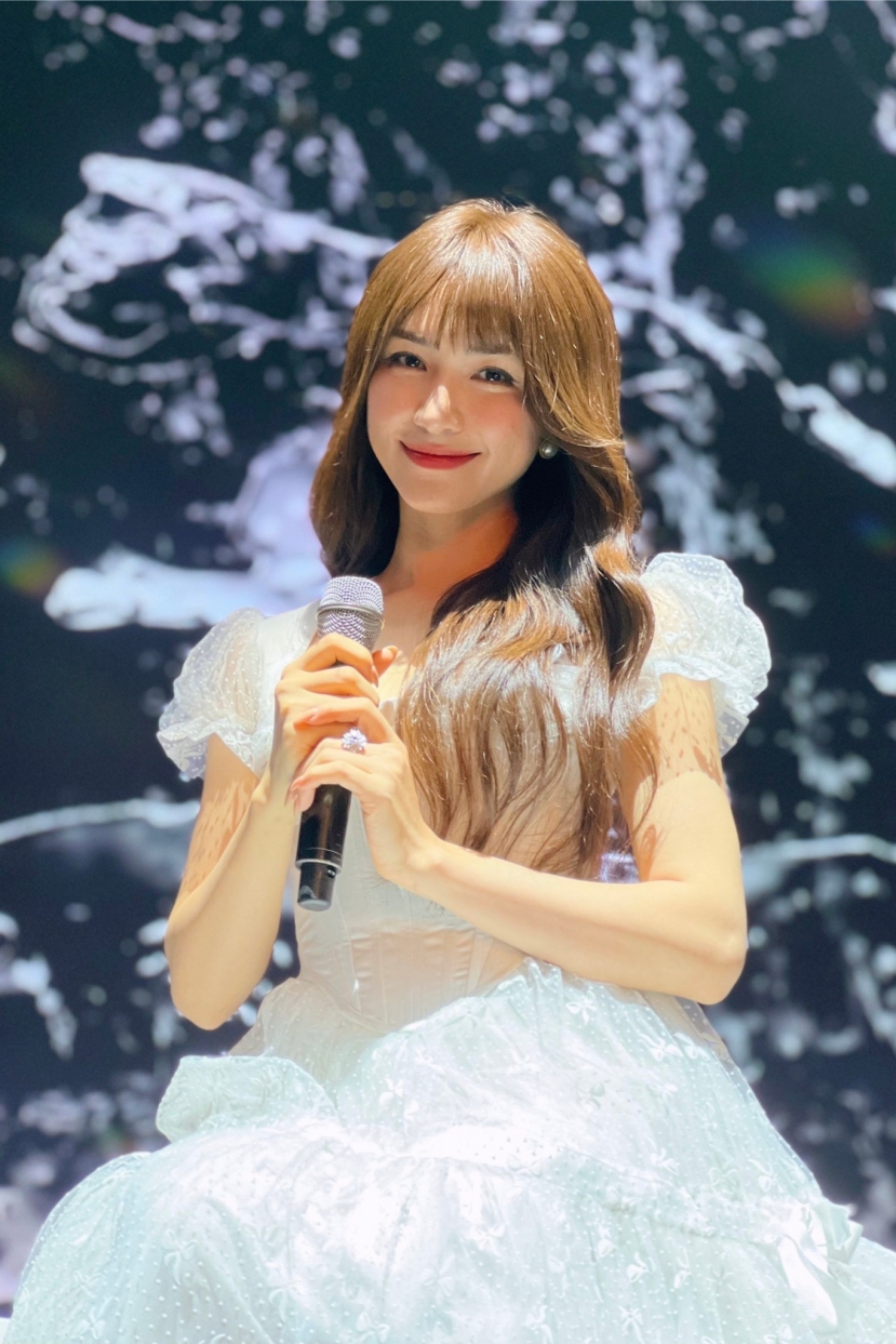 Hòa Minzy hoạt động hết công suất để đầu tư cho sản phẩm âm nhạc mới Hòa Minzy hoạt động hết công suất để đầu tư cho sản phẩm âm nhạc mới