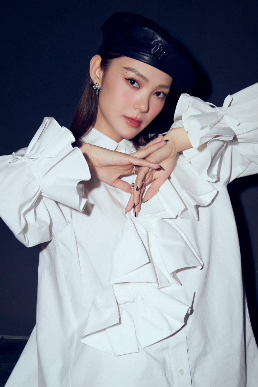 Minh Hằng trở thành hình mẫu lý tưởng của hội chị em Minh Hằng trở thành hình mẫu lý tưởng của hội chị em
