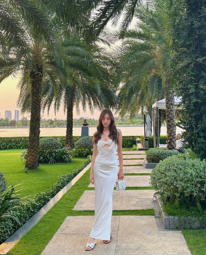 Bản phối vừa nhẹ nhàng vừa gợi cảm Bản phối vừa nhẹ nhàng vừa gợi cảm
