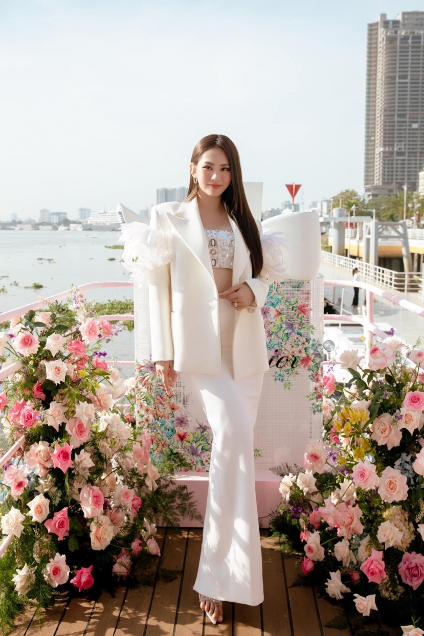 ... Mai Phương ngày càng thăng hạng nhan sắc ... Mai Phương ngày càng thăng hạng nhan sắc