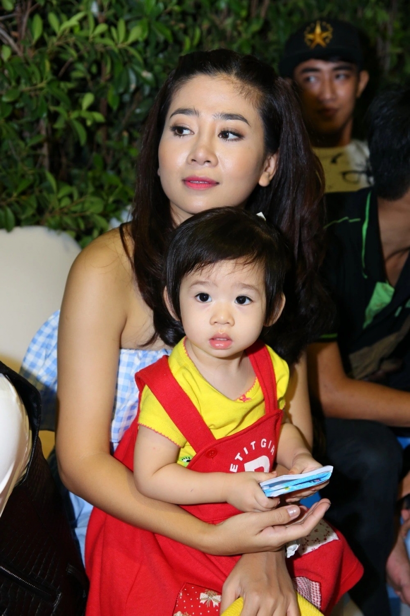 Mai Phương tạ thế lúc con gái mới 7 tuổi Mai Phương tạ thế lúc con gái mới 7 tuổi
