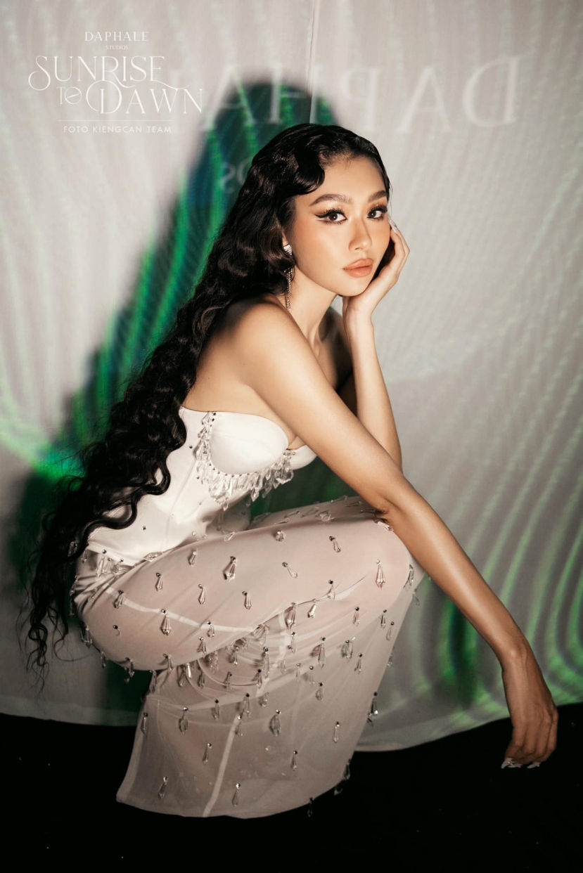 Thảo Nhi Lê mất quyền thi Miss Universe 2023 Thảo Nhi Lê mất quyền thi Miss Universe 2023