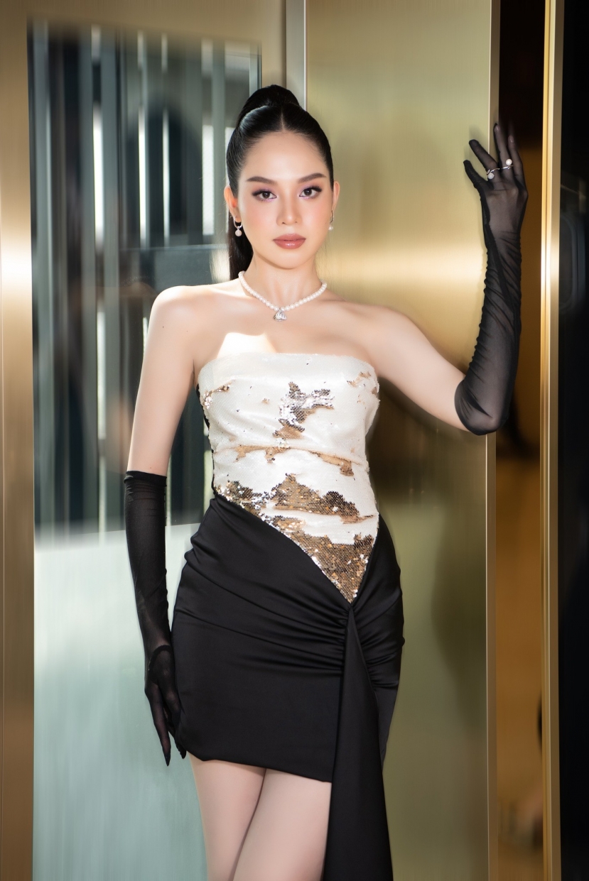 Thanh Thủy luôn gây ấn tượng mỗi khi xuất hiện trước công chúng Thanh Thủy luôn gây ấn tượng mỗi khi xuất hiện trước công chúng