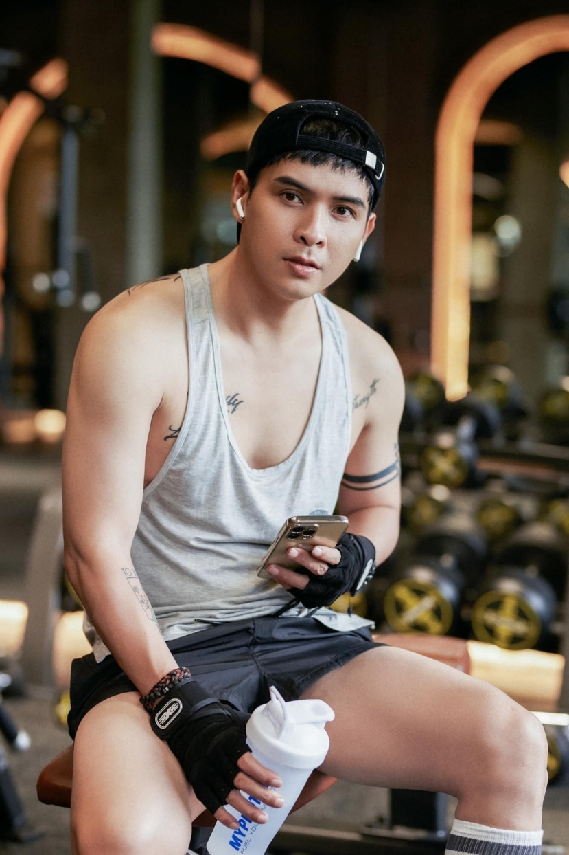 Hồ Quang Hiếu ngày càng điển trai Hồ Quang Hiếu ngày càng điển trai