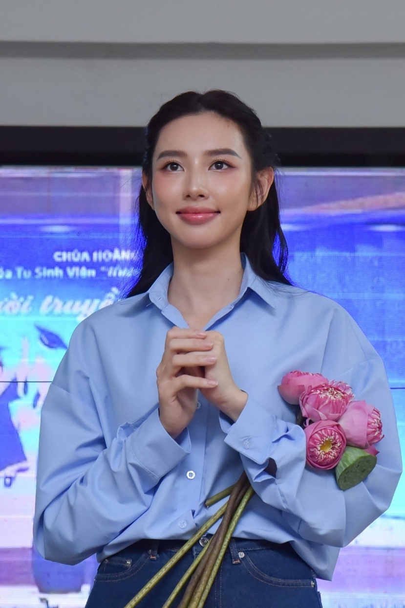 Thùy Tiên ngày càng được công chúng yêu mến Thùy Tiên ngày càng được công chúng yêu mến