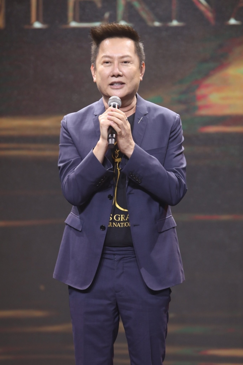 Ông Nawat từng được lòng fan sắc quốc tế, song sau chung kết Miss Grand International 2022 thì hoàn toàn ngược lại Ông Nawat từng được lòng fan sắc quốc tế, song sau chung kết Miss Grand International 2022 thì hoàn toàn ngược lại
