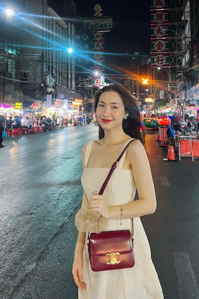 Hòa Minzy khác lạ hậu qua Hàn Quốc thăm Văn Toàn: Chính chủ thừa nhận 'sửa' điểm này - Ảnh 2 Hòa Minzy khác lạ hậu qua Hàn Quốc thăm Văn Toàn: Chính chủ thừa nhận 'sửa' điểm này - Ảnh 2