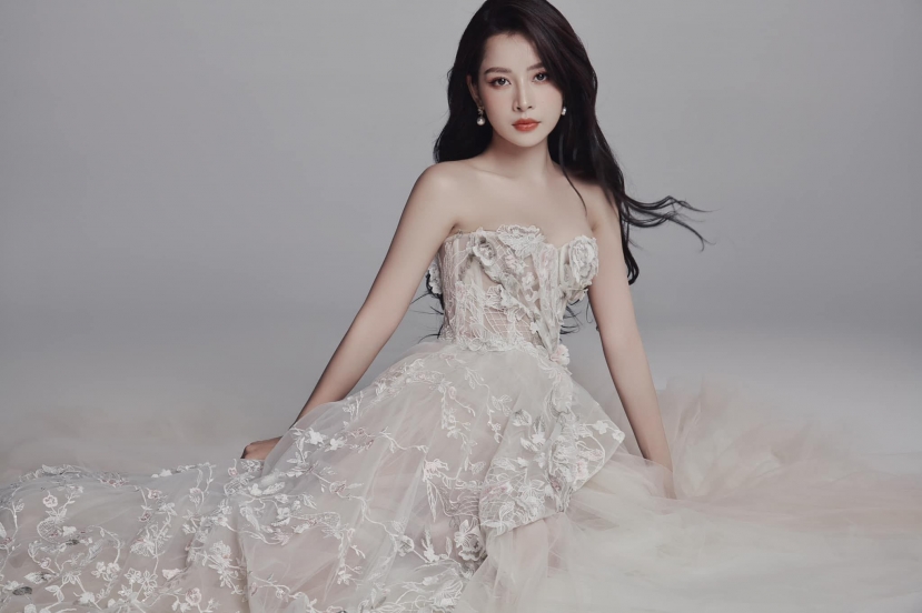 Từ khi tham gia chương trình ăn khách, Chi Pu gây sốt mạng xã hội Trung Quốc lẫn Việt Nam bởi visual kinh diễm Từ khi tham gia chương trình ăn khách, Chi Pu gây sốt mạng xã hội Trung Quốc lẫn Việt Nam bởi visual kinh diễm