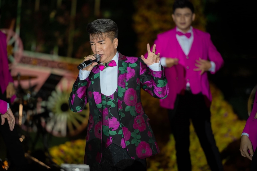 Đàm Vĩnh Hưng hủy loạt show diễn tại nước ngoài sau sự cố sức khỏe Đàm Vĩnh Hưng hủy loạt show diễn tại nước ngoài sau sự cố sức khỏe