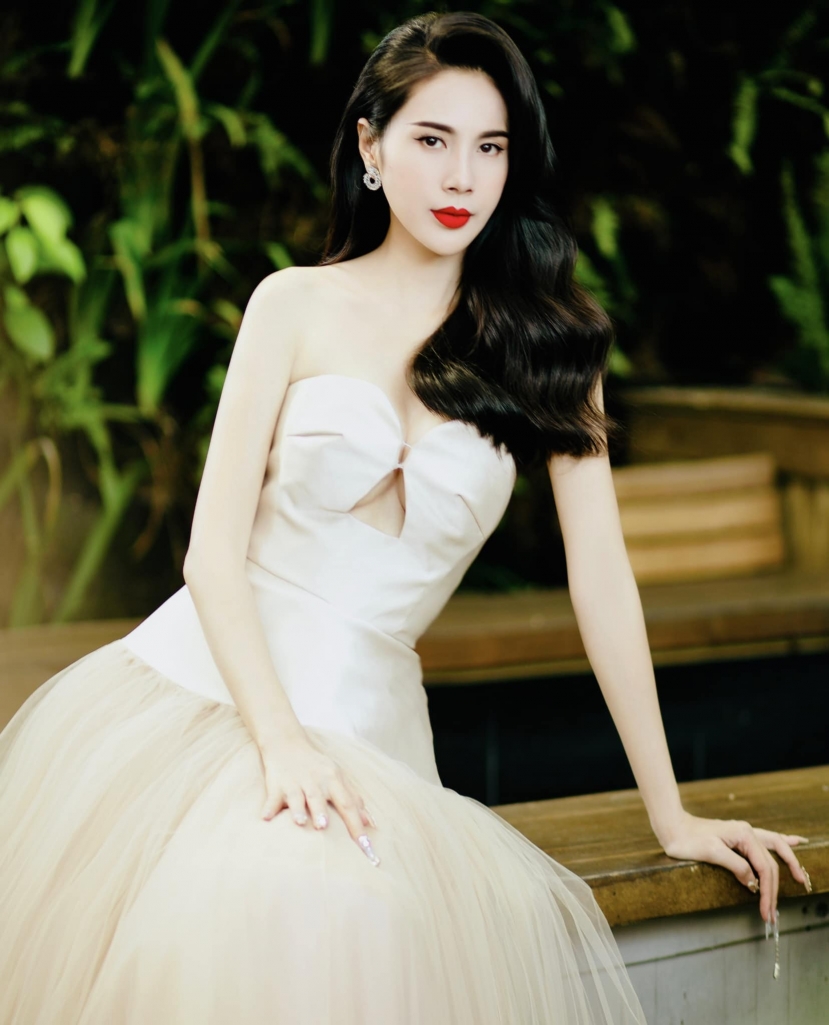 Thủy Tiên hạn chế tham gia các hoạt động showbiz sau ồn ào từ thiện Thủy Tiên hạn chế tham gia các hoạt động showbiz sau ồn ào từ thiện