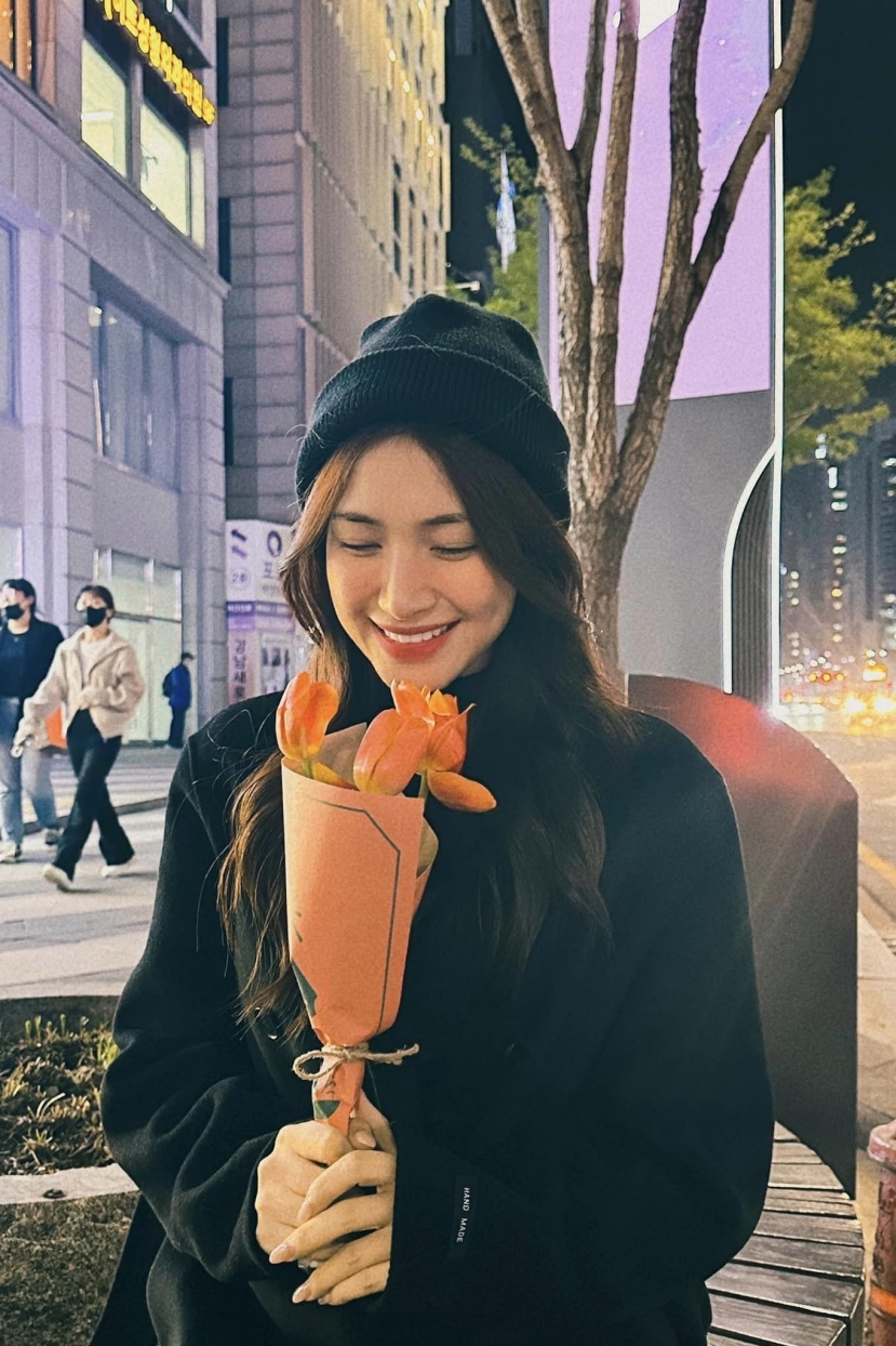 Hòa Minzy có sự nghiệp thành công song tình duyên của cô không mấy suôn sẻ Hòa Minzy có sự nghiệp thành công song tình duyên của cô không mấy suôn sẻ