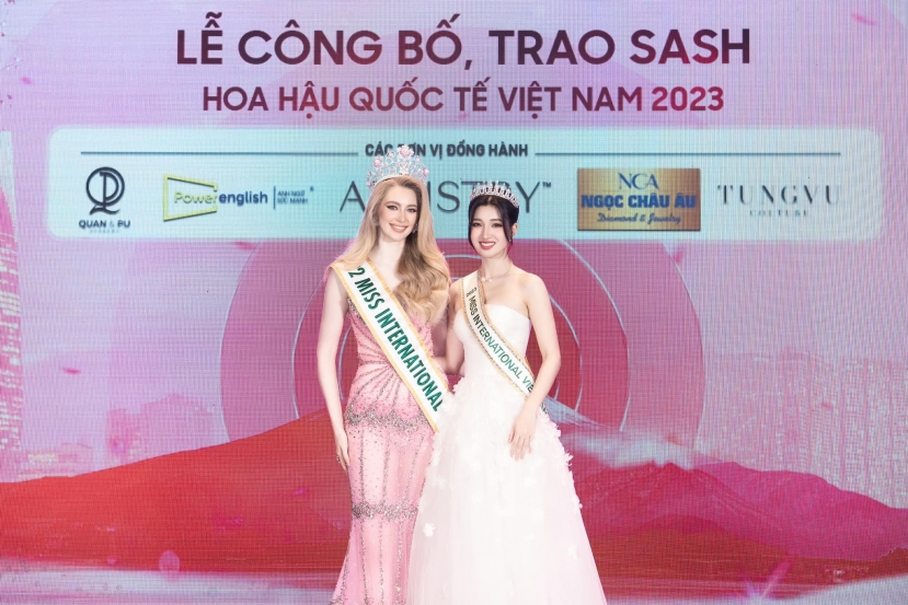 Phát sốt trước nhan sắc đẹp tựa thiên thần của đương kim Miss International - Ảnh 3 Phát sốt trước nhan sắc đẹp tựa thiên thần của đương kim Miss International - Ảnh 3