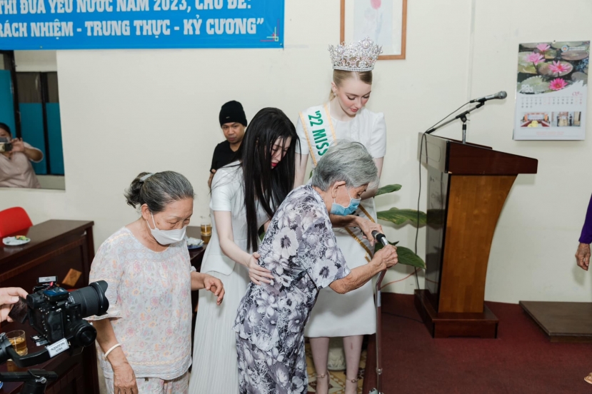 Phát sốt trước nhan sắc đẹp tựa thiên thần của đương kim Miss International - Ảnh 5 Phát sốt trước nhan sắc đẹp tựa thiên thần của đương kim Miss International - Ảnh 5