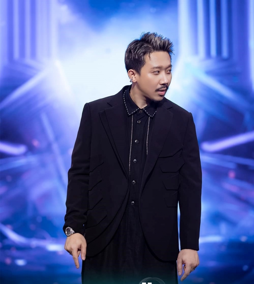 Trấn Thành 'lột xác' theo đúng nghĩa ở Rap Việt mùa mới Trấn Thành 'lột xác' theo đúng nghĩa ở Rap Việt mùa mới