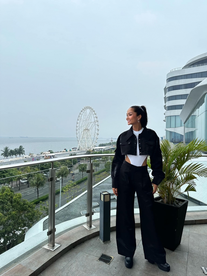 H'Hen Niê dường như vượt mặt Thùy Tiên về độ 'bạo' H'Hen Niê dường như vượt mặt Thùy Tiên về độ 'bạo'