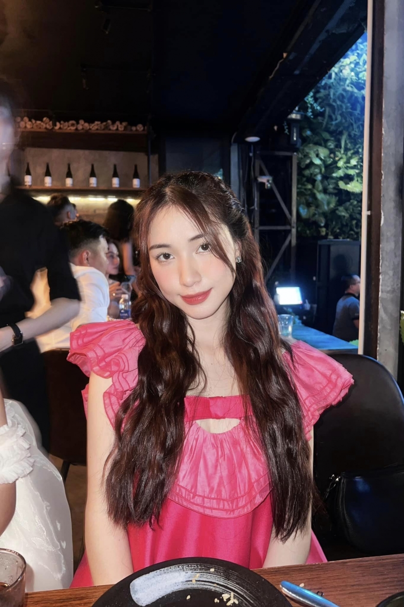 Say đắm nhan sắc tựa 'thần tiên tỷ tỷ' của Hòa Minzy, chuẩn gái một con trông mòn con mắt - Ảnh 1 Say đắm nhan sắc tựa 'thần tiên tỷ tỷ' của Hòa Minzy, chuẩn gái một con trông mòn con mắt - Ảnh 1