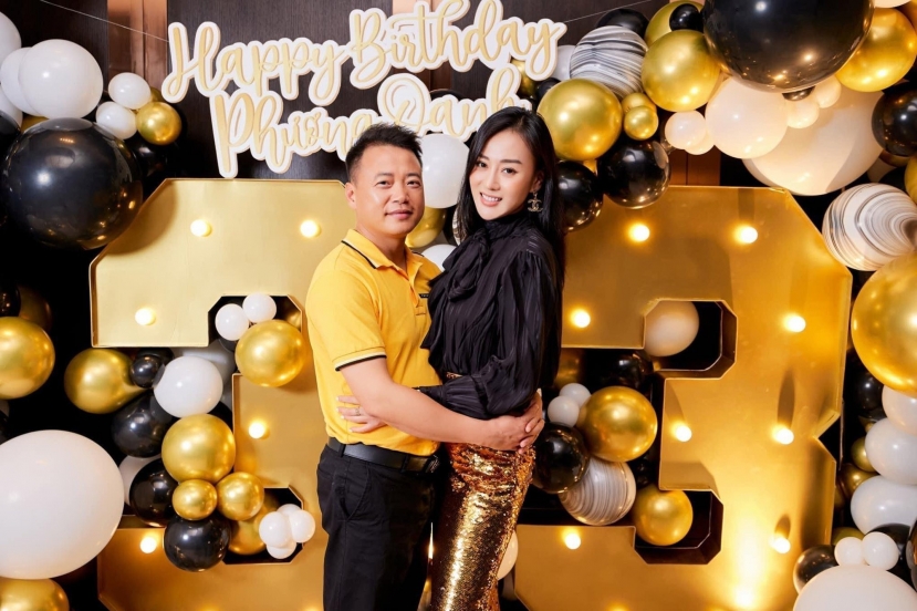 Phương Oanh - Shark Bình trải qua nhiều sóng gió Phương Oanh - Shark Bình trải qua nhiều sóng gió
