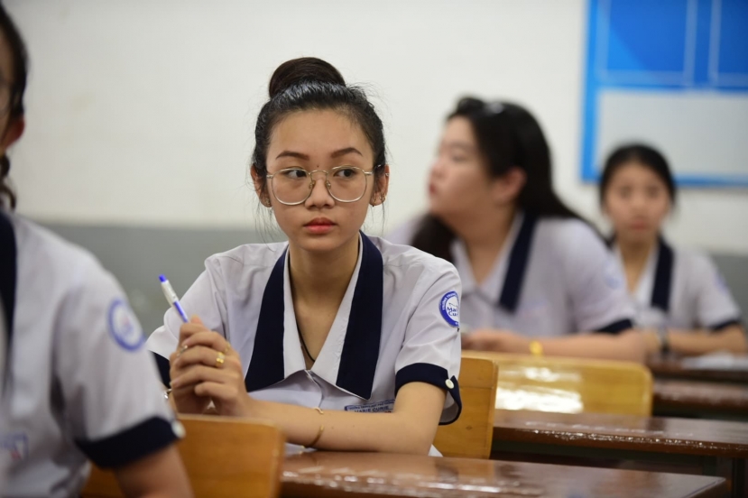 Bấm F5 để cập nhật đề thi môn GDCD kỳ thi tốt nghiệp THPT 2023 tất cả các mã đề: Full 24 mã đề, cực nhanh - cực đầy đủ Bấm F5 để cập nhật đề thi môn GDCD kỳ thi tốt nghiệp THPT 2023 tất cả các mã đề: Full 24 mã đề, cực nhanh - cực đầy đủ